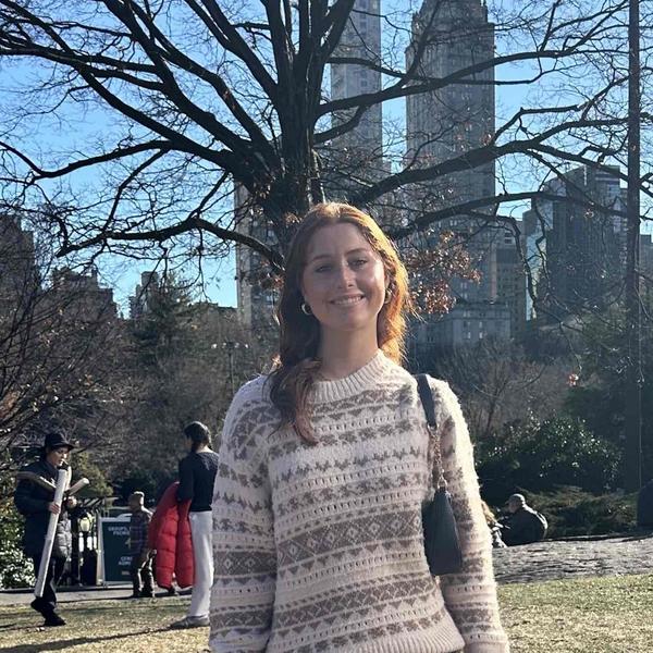 Swim Instructor Profile Image: Leah M.