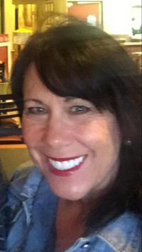 Swim Instructor Profile Image: Lesa C.