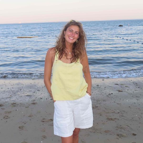 Swim Instructor Profile Image: Lily B.