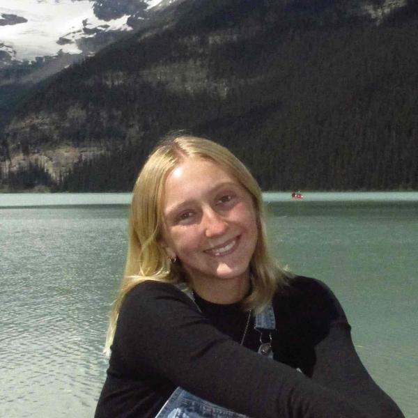 Swim Instructor Profile Image: Linnea R.