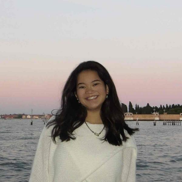 Swim Instructor Profile Image: Lucy W.