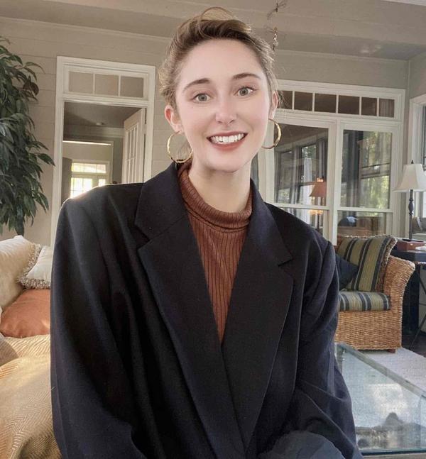 Swim Instructor Profile Image: Lucy R.