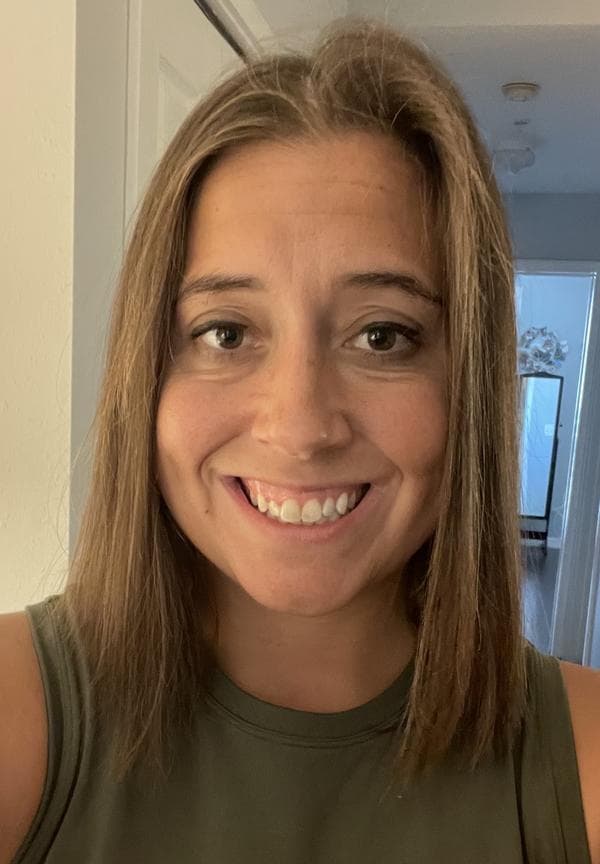 Swim Instructor Profile Image: Maggi U.