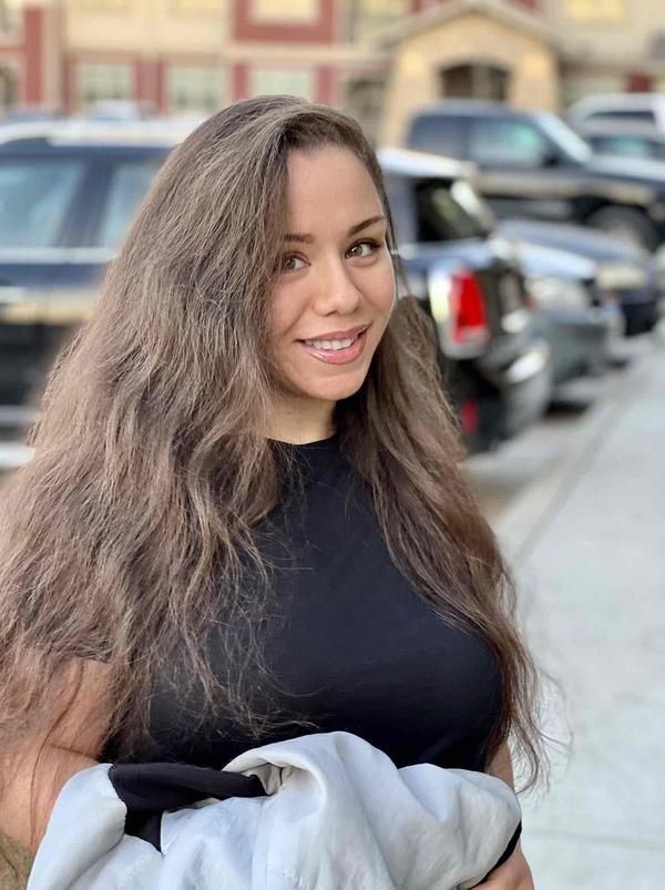 Swim Instructor Profile Image: Mariah B.