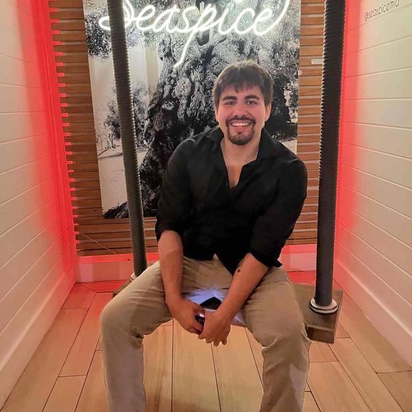 Swim Instructor Profile Image: Maximiliano R.