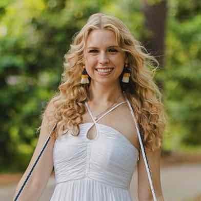 Swim Instructor Profile Image: Rachel P.