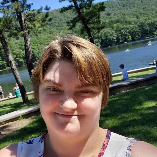 Swim Instructor Profile Image: Rebecca L.