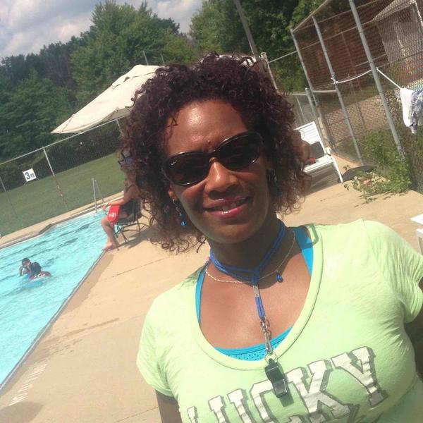 Swim Instructor Profile Image: Rosalynn R.