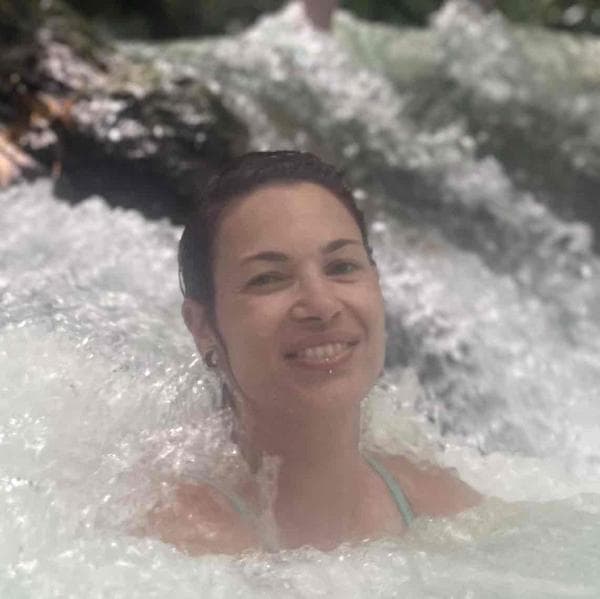 Swim Instructor Profile Image: Sarah J.