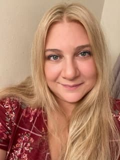 Swim Instructor Profile Image: Sarah K.