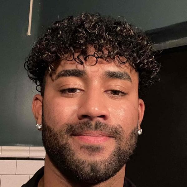 Swim Instructor Profile Image: Satej B.