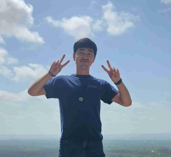 Swim Instructor Profile Image: Sihyun P.