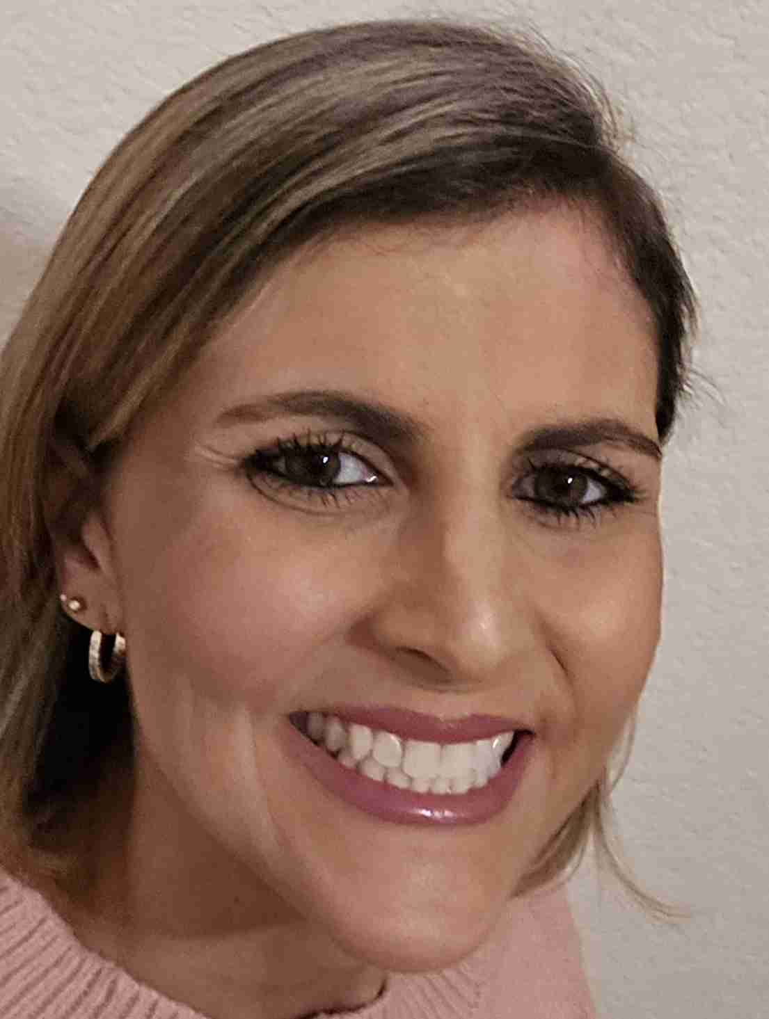 Swim Instructor Profile Image: Simone T.