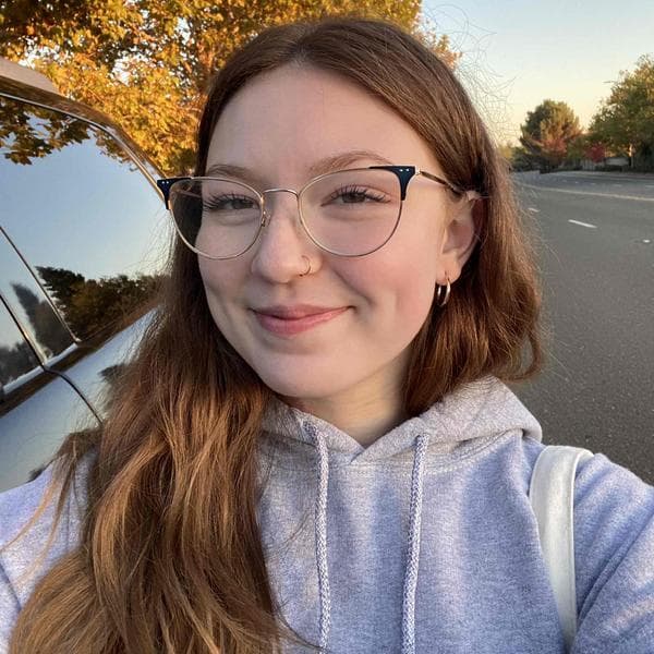 Swim Instructor Profile Image: Skylar S.