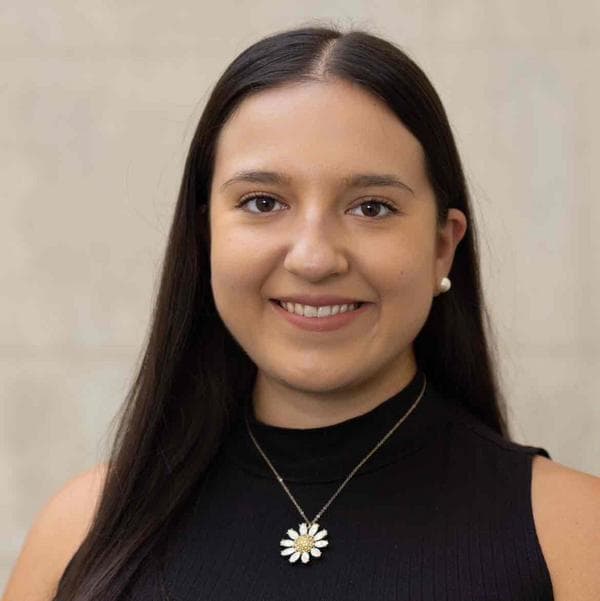 Swim Instructor Profile Image: Stephanie S.