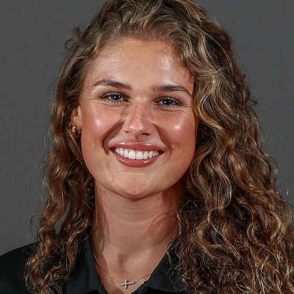 Swim Instructor Profile Image: Stevilyn G.