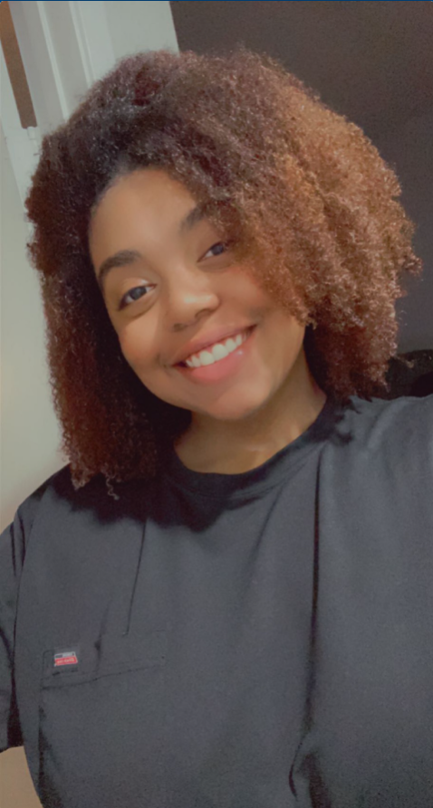 Swim Instructor Profile Image: Sydney E.