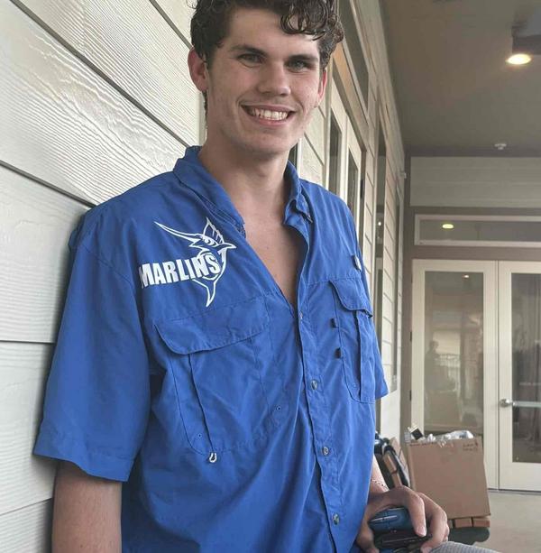 Swim Instructor Profile Image: TaylorLee G.