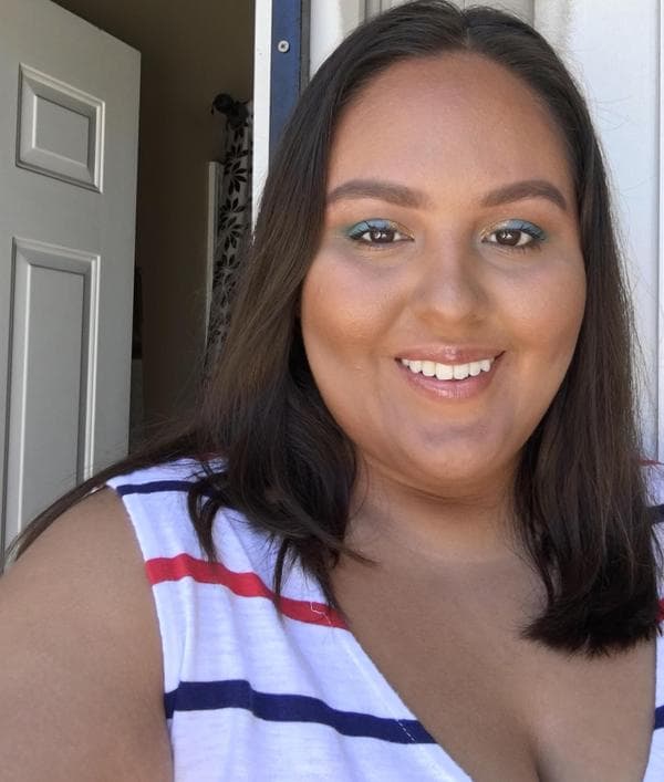 Swim Instructor Profile Image: Vivian R.