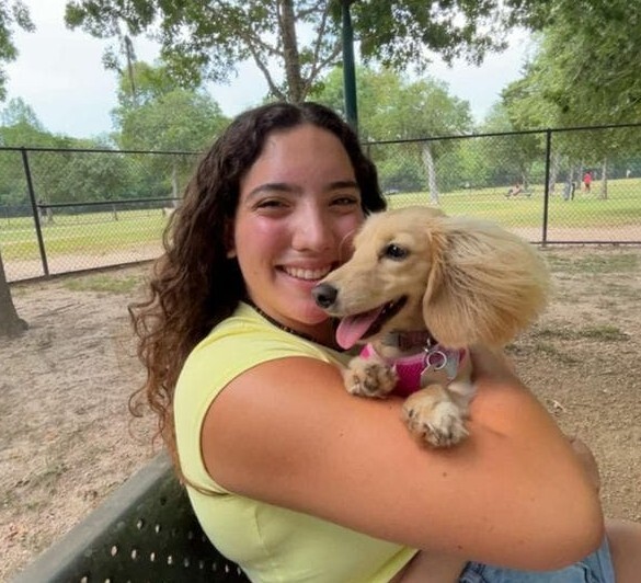 Swim Instructor Profile Image: Zamira C.