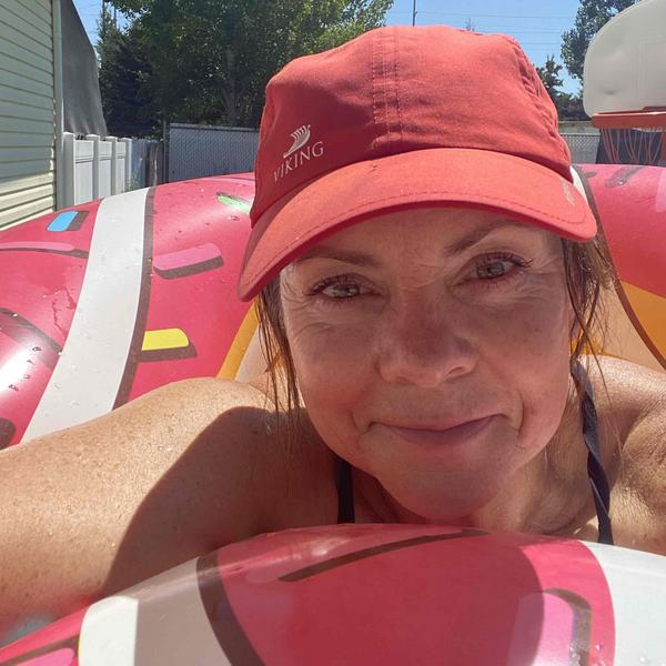 Swim Instructor Profile Image: lisa h.