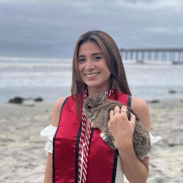 Swim Instructor Profile Image: trinity g.