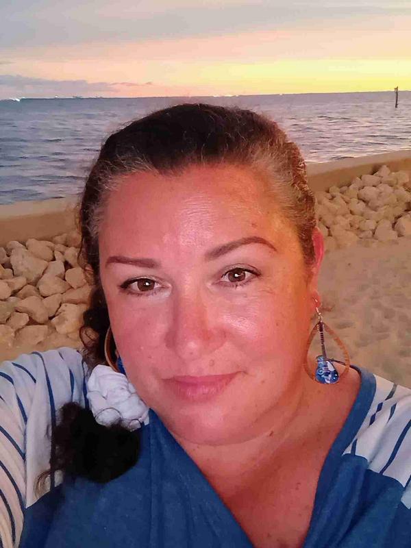 Swim Instructor Profile Image: yvonne k.